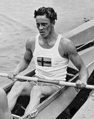 Sven_Johansson_(canoe)_Berlin_1936.jpg