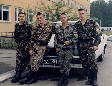 дк 1999.jpg