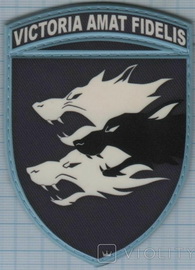 184425730.jpg
