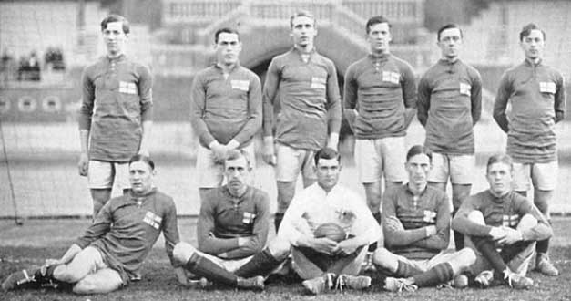 Football_at_the_1912_Summer_Olympics_-_Sweden_squad.JPG